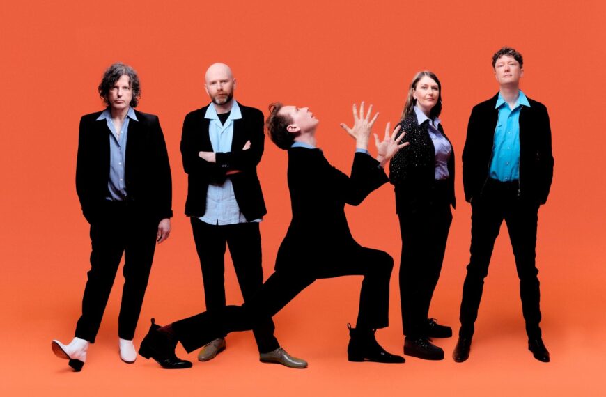 Franz Ferdinand estrena nuevo sencillo ‘Night Or Day’