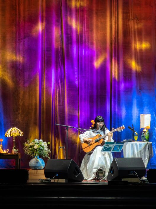 Ichiko Aoba en el Teatro Metropólitan