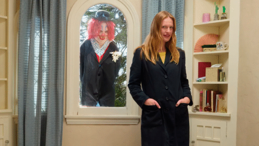 Who's The Clown de Audrey Hobert