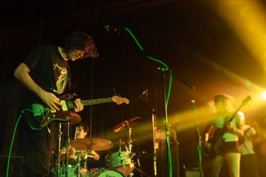 Frankie And The Witch Fingers en México